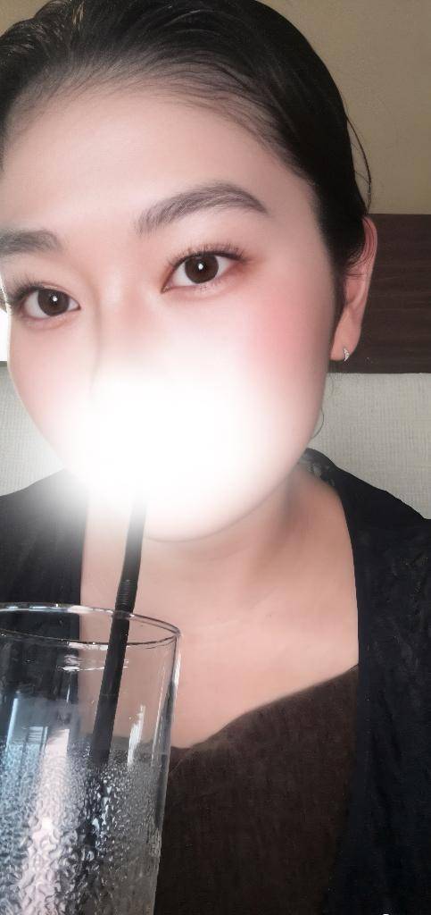 Momoha's selfie