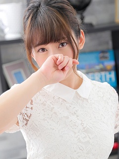 赤倉まりか